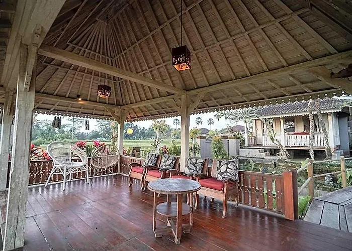 ホテル Uma Caming Ubud 3*