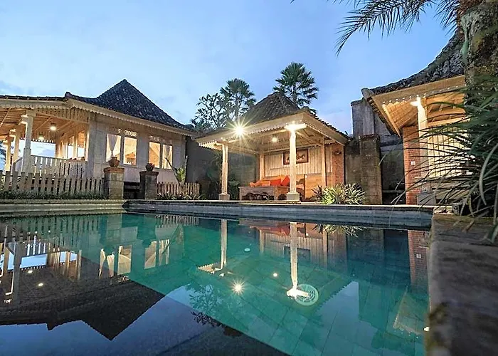 Uma Caming Ubud 3* バリ島